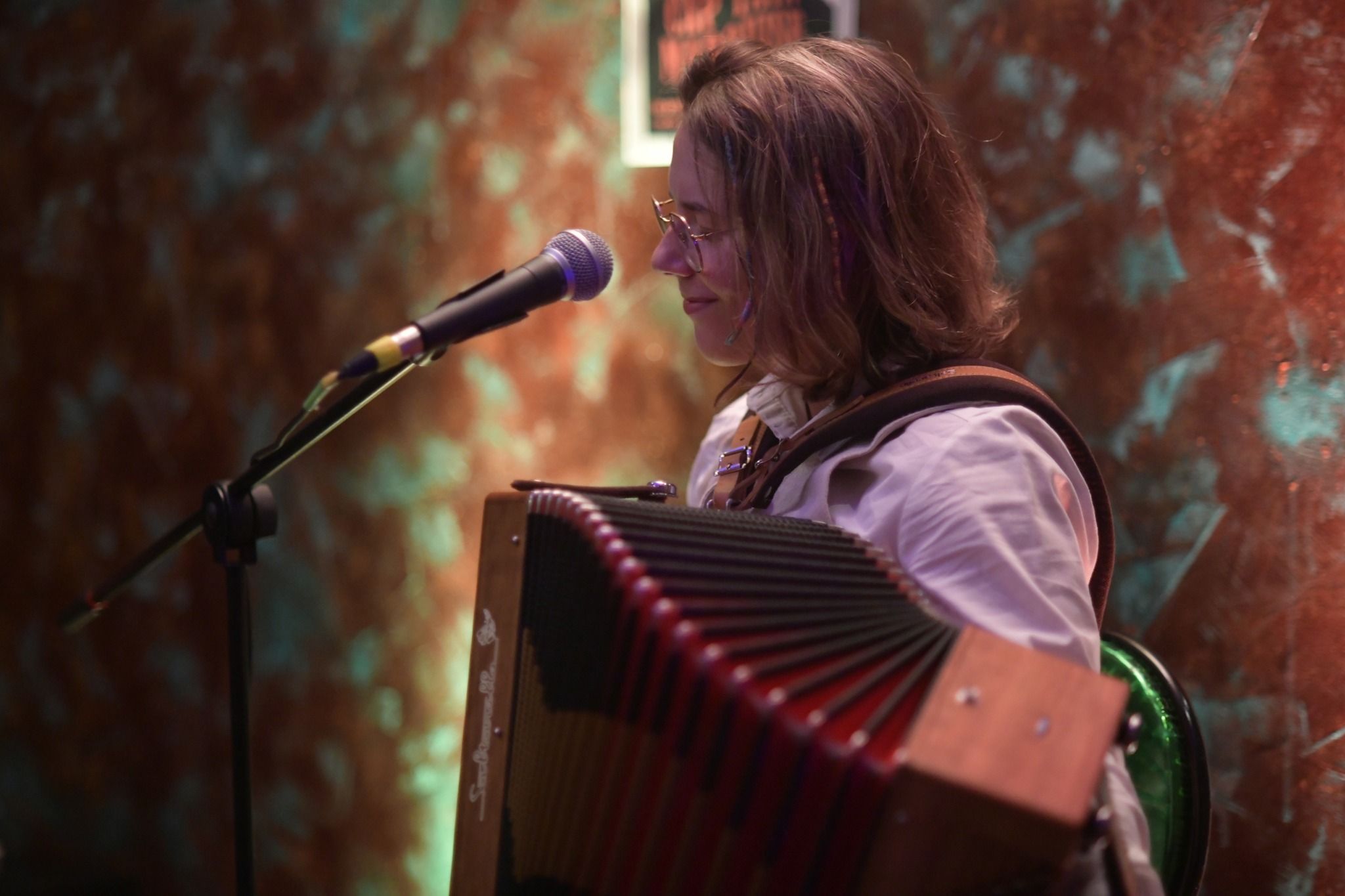 Maëlle Aguila et son accordéon Saltarelle