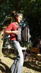 Accordeoniste-afrique-amateur-estelle